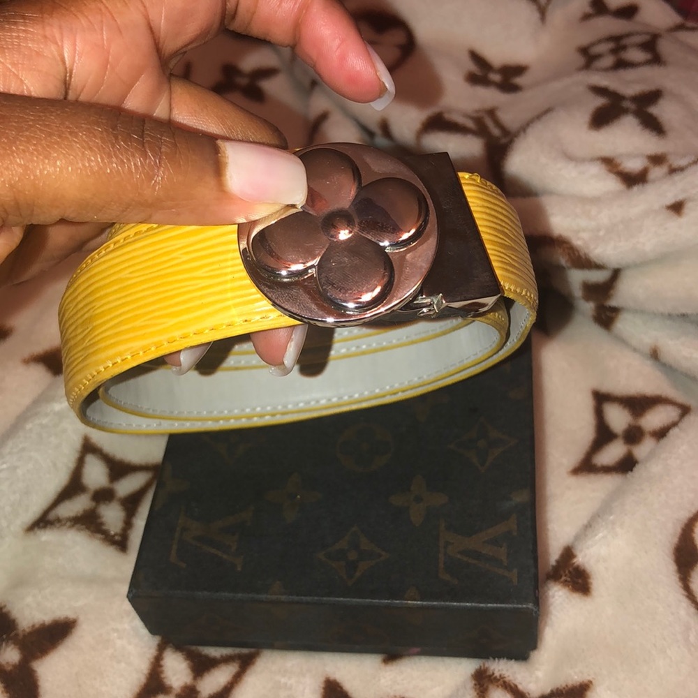 Louis Vuitton’s woman’s vintage belt